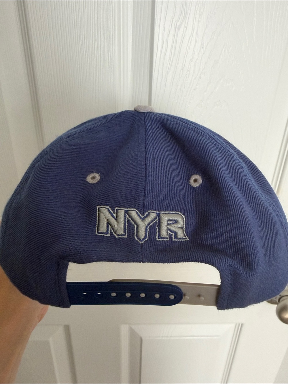 New York Rangers SnapBack - Picture 3 of 8
